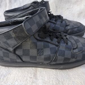Stylish Black Checkered Men's Shoes